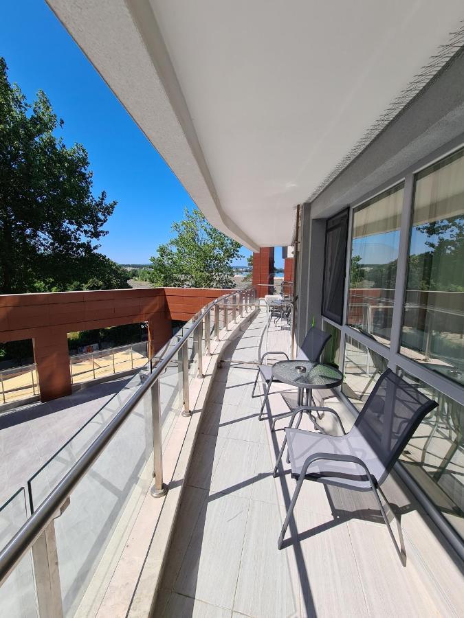 Aparthotel Happy Приморско Экстерьер фото