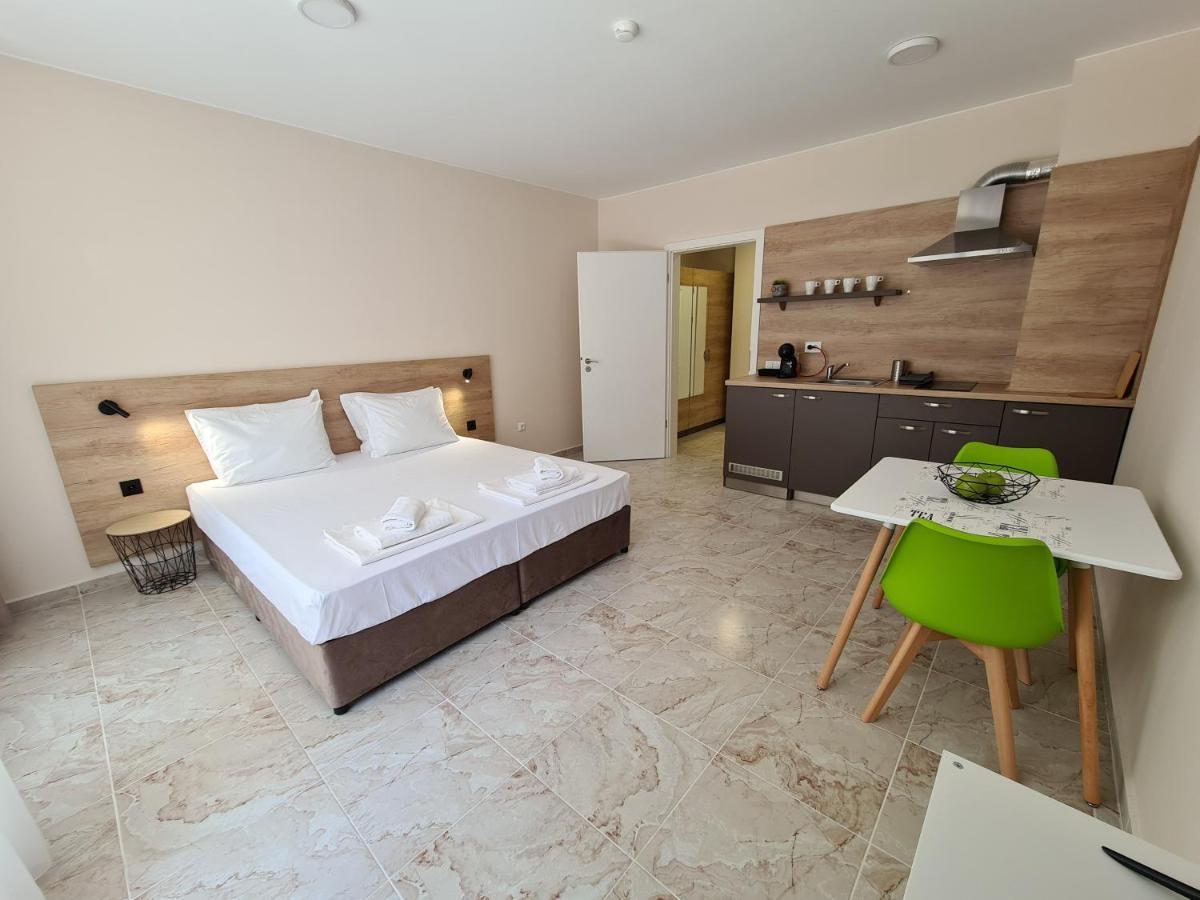 Aparthotel Happy Приморско Экстерьер фото